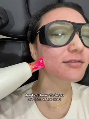 Comment your questions about ResurFX and any other skin treatments!! ⚡️⚡️⚡️ Im so fortunate to have Louisa and the whole  @selfishlyaesthetics team 🥹 Also i forgot to mention this treatment also helps control oil production which shoukd help reduce my breakouts!! #laserfacial #resurfx #sanfrancisco #bayarea #medspa #skinclinic #acnebeforeandafter