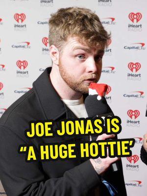 @Alex Warren thinks @joejonas is a huge hottie and we do too! Hehe🔥😍🔥  #iheartjingleball2024 #alexwarren #joejonas #burningdown  Powered by tripcentral.ca - the smarter way to book travel. #sp 