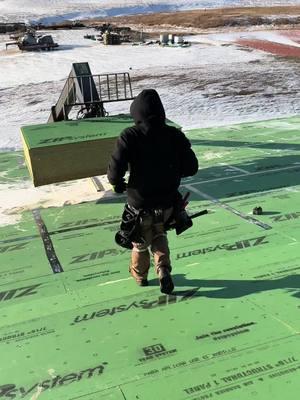 #roofing #winter #construction #bluecollor #viral #contractor #roofingconstruction #framing 