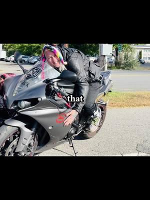 #CapCut #207streetbikelife #motorcyclesoftiktok #motorcyclefamily #yamahar1 #yamahamt07 #chickswhoridemotorcycles #maine 