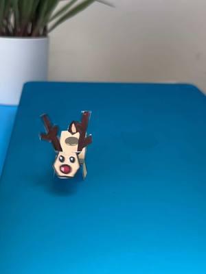 DIY “Reindeer” simple paper robot. Easy and fun paper circuit project for beginners.  You will need: - Mini vibrating motor - Conductive copper tape  - Coin cell battery 3v (CR2032) - Paper - Markers  Warning: this project should be done under adult supervision. Order supplies here: https://www.amazon.com/shop/moonshotkidz #stemlearning #stemeducation #stemteacher #stemactivities #science #papercircuit #papercraft #crafts #womeninstem 