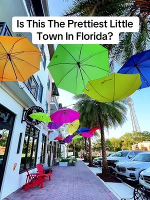 Is this the prettiest little town in Florida?  Dunedin has easily become one of my favorite pretty little towns in Florida! It really has something for everyone! Have you ever been to Dunedin? #dunedinflorida #smalltownusa #beachtown #cutefloridabeachtowns #floridatravel #floridavacationdestinations 