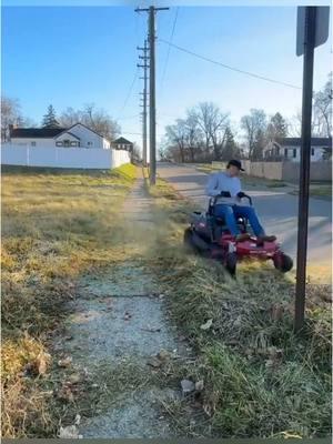 This vacant lot could be a great playground for kids if it were cleaned up. I really hope my efforts can help create a safe environment for everyone in the neighborhood.❤️ #cleaning #clean #satisfying #cleanup #CleanTok #community #satisfyingvideo #happyday365 #vacant #kid #playground 