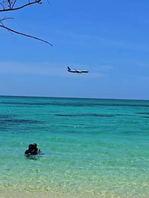 Montego Bay, Jamaica 🇯🇲  . . #wintervacation #travel #jamaicatrip #visitjamaica #jamaicantiktok #contentcreator #jamaica #jamaicatiktok #montegobayjamaica #beachlife 