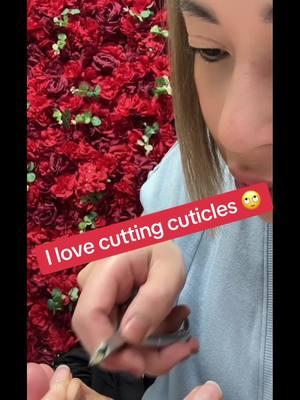 I love cutting cuticles 🙄#xmasgiftideas #xmasgift #nails #manicure #dryskin #cuticlecare #cuticle #beyondthecream #cuticleoil #goviral #foryoupage❤️❤️ #viralvideo #nailtech #TikTokShop #tiktokshopholidaydeals @The Thai Lyfe 