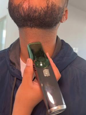 At this point id say my problem is solved 😅 #vacuumtrimmer ##christmasgiftideas #christmasgift  #hairtrimmer #hairclippers #beardtrimmer 