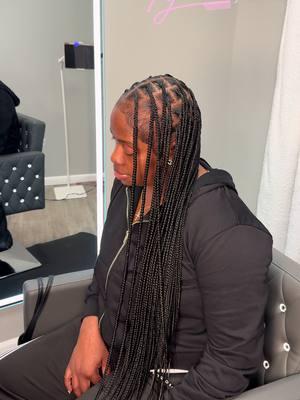 Medium/large knotless braids + waist length 😍🩷🩶  Book our holiday special!  #knotlessbraids #rvabraids #rvabraider #rvaknotlessbraids #dmvbraider #dmvbraids #dmvknotlessbraids #757braids #757knotlessbraids #757braider #protectivestyles #braidstyle #mediumknotlessbraids #mediumlargeknotlessbraids 