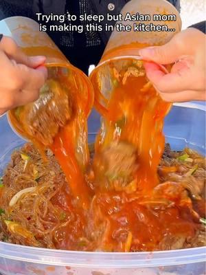 Trying to sleep but Asian mom is making this in the kitchen, would you eat this? #food #eating #mukbang #noodles #rice #ribs #spicy #cooking #Recipe #koreanfood 