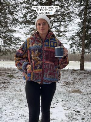 Comfy winter outfits >> ⛷️🧣🧸🫐🍷 will be living in fleeces #fleecejacket #comfywinteroutfits #comfyoutfits #sherpajacket #cutewinteroutfit #winterootd 