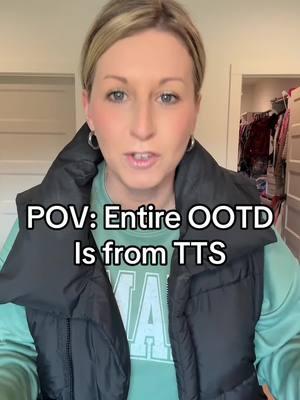 My entire oufit is from Tiktok shop! #OOTD#ttshopdeals #puffitvest #mamasweatshirt #halaramagicjeans #handwarmers #indooroutdoorslippers #silverjewelry #christmasgiftideas #giftidea #giftsforher 