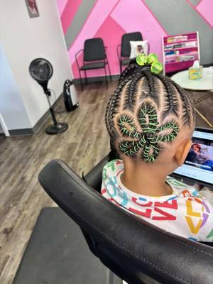 Came out so cute #miraclehandz #miraclehandzgrowthoil #kidsoftiktok #kidsbraids #hairstylistsoftiktok #braidersontiktok 