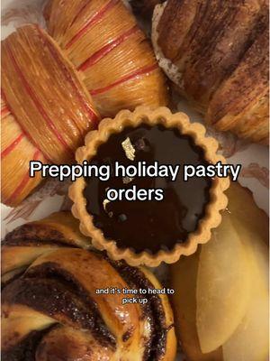 A day making holiday pastry boxes & Madeleine boxes Orders are open in my profile link for 12/21 pickup  #homebakery #pastrylover #pastrytok 