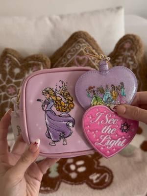 the cutes rapunzel accessories from @Stoney Clover Lane 💜✨ #disneystyle #disneygirl #rapunzel #disney #disneyprincesses  #disneyfinds #unboxingasmr #asmr   #disneyoutfits #princesses #stoneyclover #pinkgirl #disneytiktok #disneyprincess 