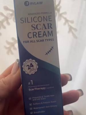 @Rvlaim #rvlaim #silicone #scarcream #all #type #advance #formula #scartherapy #oldscars #breathable #dayandnight #fade #fyp #fypシ #fypシ゚viral #TikTokShop #😉 #🙌🏻 #☺️#♥️ 