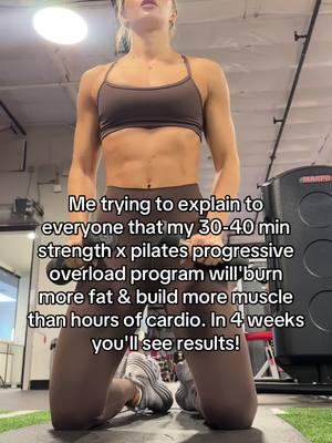 Workouts that work and give you results >> start training with me today! #armworkout #tonedarms #upperbodyworkout #strengthtrainingforwomen #strengthtrainingforgirls #workoutmotivationforwomen #fatlossworkoutsforwomen #gymgirl #pilates #pilatesgirl 