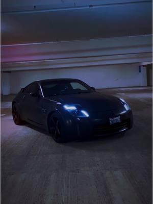 See transition… #wackerfilms #z33 #vqhr #freelancevideographer #filmer #editor #lighting #parkinggarage #driftcar #nissan #blackedout #jdm @Mr. Wacker 