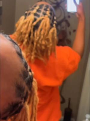 I know yall was waiting so here it is! Let me know in the comments if you want a detailed video on how I achieved this! #locs #starterlocs #dreads #starterdreads #instantlocs #instantlocsjourney #starterlocsjourney #fourthsetoflocs #locjourney  #lgbt #wlw #stitch #locstylesforwomen #nolabel #CapCut 