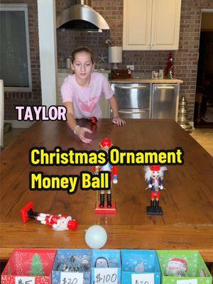 Chirstmas ornament money ball!! #familygamenight #familyfun #moneygames #christmasgames #holidaygames 