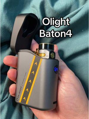 Testing out the Olight Baton4 #olightup2025 #olight #olightbaton4 #baton4 #edc #flashlight #edcflashlight #tiktokshopcreatorpicks #holidaygiftguide #giftguide #giftsforhim #fypviralシ #viralfinds 