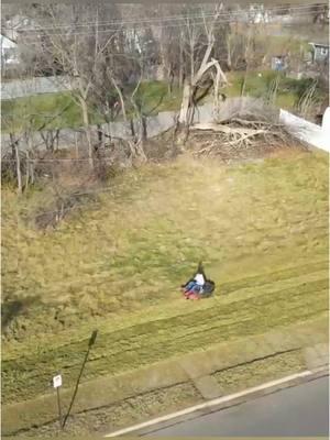 Enjoy the before and after pictures to see the difference.thank you 😉❤️ #cleaning #clean #satisfying #cleanup #CleanTok #community #satisfyingvideo #happyday365 #vacant #help #neighborhood 