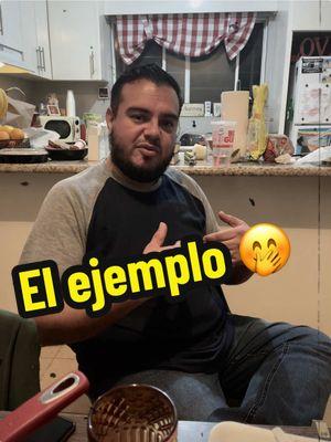 Muy indignado el 😅 #ejemplo #funny #mexican #mexico #lol #jajaja #marido #esposo #platica #cabeza #fyp #parati #tijuana #loamo #chistoso #