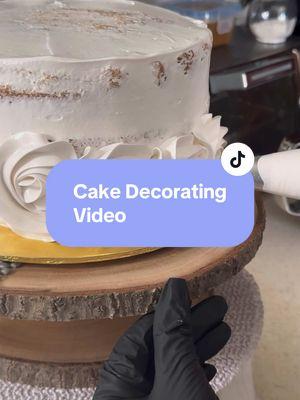 Cake Decorating Video ✨ #creatorsearchinsights #cakedecoratingvideos #pastel #reposteriacasera #decorandopasteles #merengueitaliano #bizcochodominicano @Nalubark 