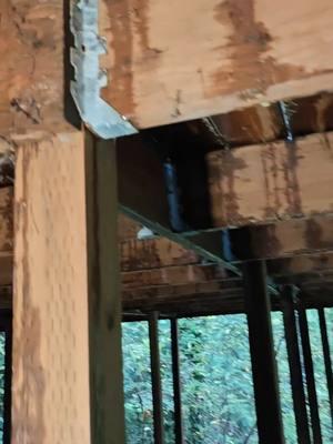 Replying to @veracosa you'll love the deck from the same house then!  literally everything that could be wrong was wrong... and it's 200% the selling point of the house. rough day.  #deckbuilding #contractors #DIY #brackets #sobad #impressively #wrong #extraincorrect #wow #thatoldhouse #deck #gone #wrong #yikes #notgood #howinthe #aintnoway #bruh #yougottabekiddingme #what #how #no #logic 