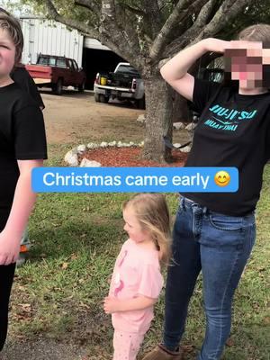 day 2 as texans was a success! The kids played so much today and had the best time ever! #fyp #foryoupage #merrychristmas #bigmove #movingtotexas #Vlog #foryou #northcarolinatotexas #moving #trending  #CapCut 