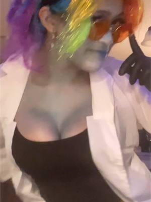 Augh i need a new rainbow wig #rainbowfactory #rainbowdash #mlp #mylittleponycosplay #mylittlepony #rainbowdashcosplay #rainbowfactorycosplay 