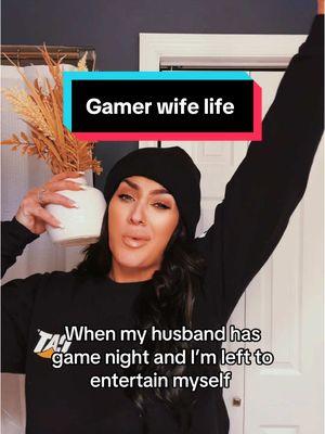 Gamer wife life #gamer #bored #entertain #goof #havingfun #restless #play #lipsync #fyp #fypシ #fypシ゚viral #foryou #foryoupage #viralvideo #trending @T-Pain 