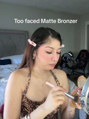 @Too Faced @toofacedmoderator #toofaced #toofacedmakeup #toofacedbronzer #makeuptutorial #fyp 