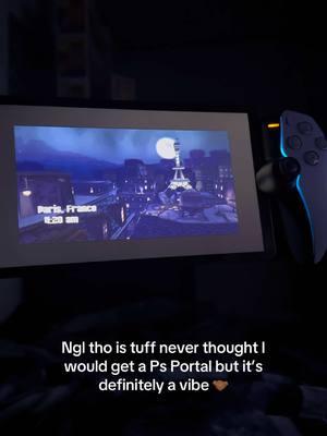 lil vibe fr 🤝🏾 PS. Comment the game you think im playing 👀👀👀 #ps5 #playstation #playstationportal #psportal #gaminginbed #fyp #senpaicjcollects_ #gaminglife #layinginbed #vibes #xyzbca #technology 