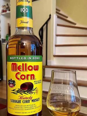 @Picky Boys I got one for ya!This is what it is like drinking Mellow Corn with my friends #mellowcornisms #mellowcorn #whiskey #bourbon #reaction #jeppsonsmalort #mellakern #CapCut 