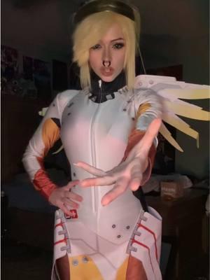 who needs a rez? @HAM #overwatch #mercyoverwatch #dvaoverwatch #overwatchcosplay 