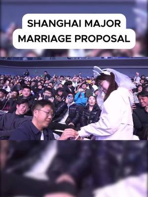 Someone proposed at the cs2 shanghai major #counterstrike2 #counterstrike #cs2 #cs2moments #cs2clips #cs2videos #cs2major 