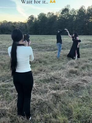 Results 😍 #photographer  #photographercheck #photography #couple #behindthescene #trending #photoshoot #western #fyp  #mississippi #lousiana 