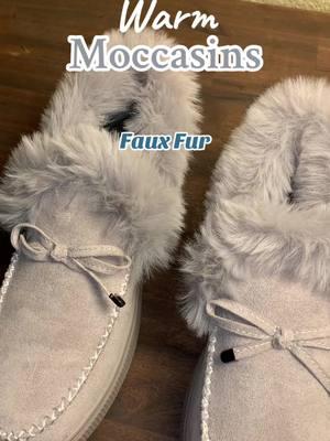 Warm moccasins slip on loafers #moccasins #loafers #comfyslippers #giftideas #holidayfinds #tiktokshopfinds #gifts #fyp #boots #fauxfur 