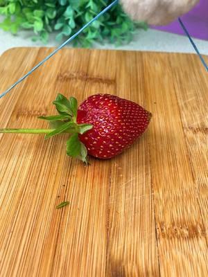 Best tricks with strawberry #strawberry #tricks #cat