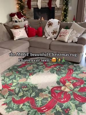 absolutely beautiful 😍✨🎄and all sizes are 50% off with free shipping! Order today to have for your Christmas gatherings! ♥️ #christmasrug #christmaswreath #christmasrugs #christmashomedecor #christmaslivingroom #christmashome #christmasdecoratingideas 