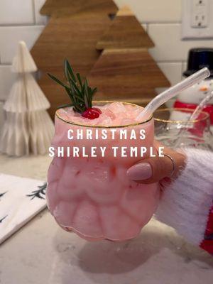 Christmas Shirley Temple 🍒🎅🏼🥛 #cheers #christmas #mocktails #cocktails #christmasdrinks #drinkrecipes #pinkdrink #asmr #asmrsounds 