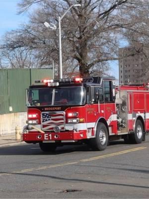 Engine 1 due for a Trash Can Fire #bridgeportfd #engine1 #q2b #airhorn #whelenlighting #firetruck #firebuffing #fireapparatus #lightsandsirens #code3 #hotresponse #catchjobsnotfeelings #jobtown🚒🔥 #piercemfg #piercearrowxt #fyp #getoutoftheway #firetrucksresponding #firefighter #code3response #steadyrun #bridgeportct 