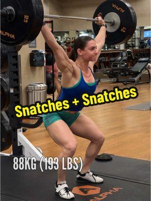 Is a commercial gym PR a thing? #snatche #snatch #olympicweightlifting #olylifting #bodybuilding #groundtooverhead 