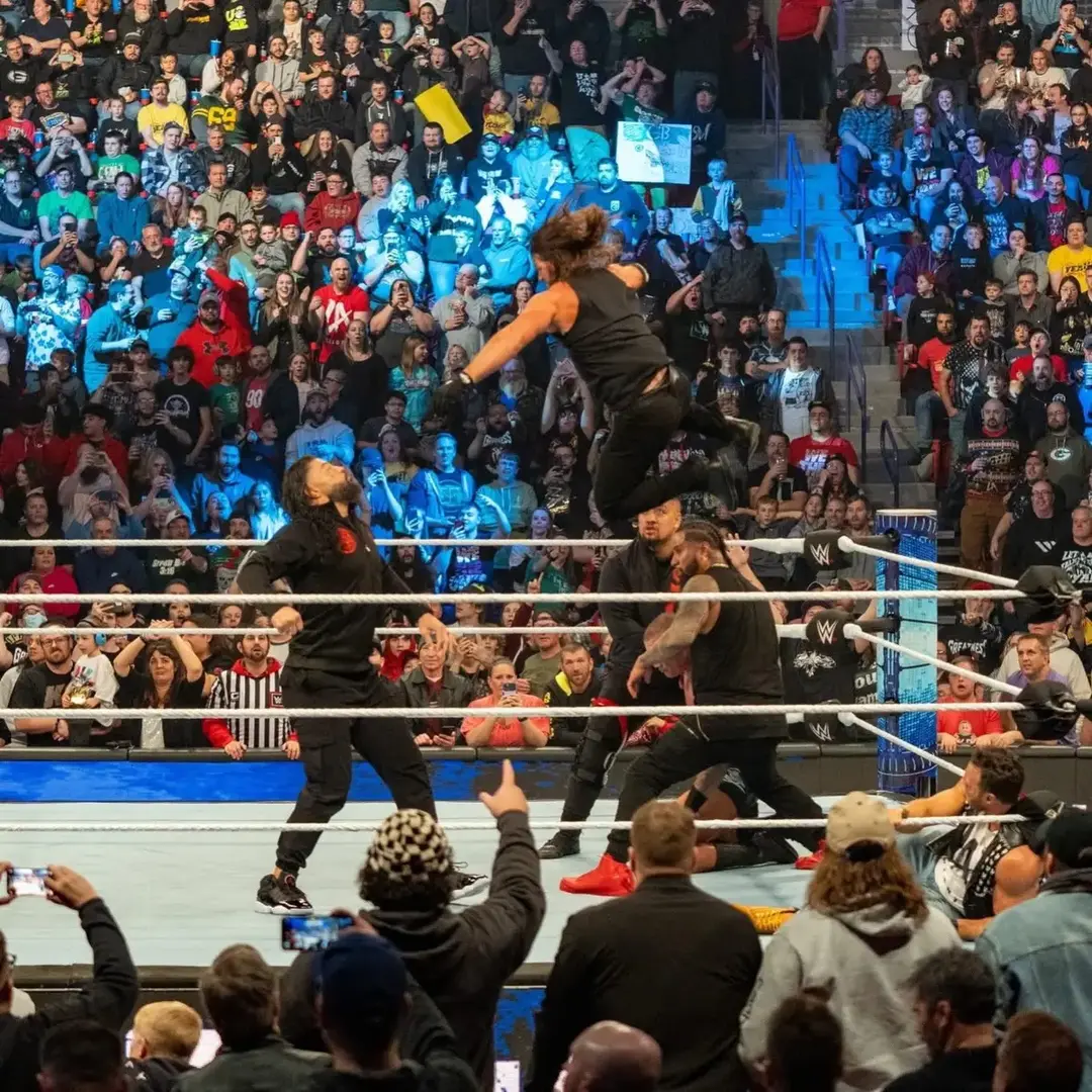 1 Years Ago Today AJ Styles made a surprise return with a new look, attitude, and a vendetta against The Bloodline and LA Knight at WWE SmackDown #ajstyles #ajstyleswwe #returned #wwereturned #laknight #laknightwwe #randyorton #randyortonwwe #bloodline #bloodlinewwe #fy #foryou #fyp #fypage #foryoupage #wrestlertok #viralphoto #onthisday #onthisdayinwwe #smackdown #wwesmackdown #wwf #WWE #prowrestling #prowrestler #legend 