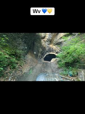 #fyp #fypシ #wv #westvirginia #sxs #rzr #tunnel #xp1000 #💙💛 #sophiastunnel #riding 