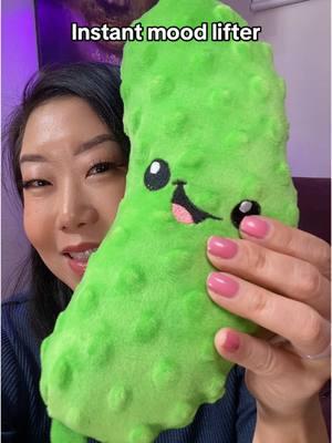 A yodeling 11” plush pickle is cute and fun! #yodelingpickle #pickle #plushies #plushtoys #yodel #gaggift #giftideas #stockingstuffers #secretsanta #christmasgift #christmasparty #laughteristhebestmedicine #laugh #funny #christmaspresents #giftideasforkids #giftideasforfriends #tiktokshopholidayhaul 