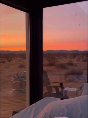 The most magical glamping experience with @jt havn !!! 🌵🌅✨ #jthavn #glamping #camping #joshuatree #holidaygetaway #holiday #airbnb #stargazing #desert 