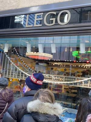 We had planned to go into the Lego store but the line just kept going and going. It was completely wrapped around the avenue #nycchristmas #newyorkcitychristmas #christmasinnewyork #christmascrowds #traveltok #travelgirl #traveladventures #nyccrowds #legostore 