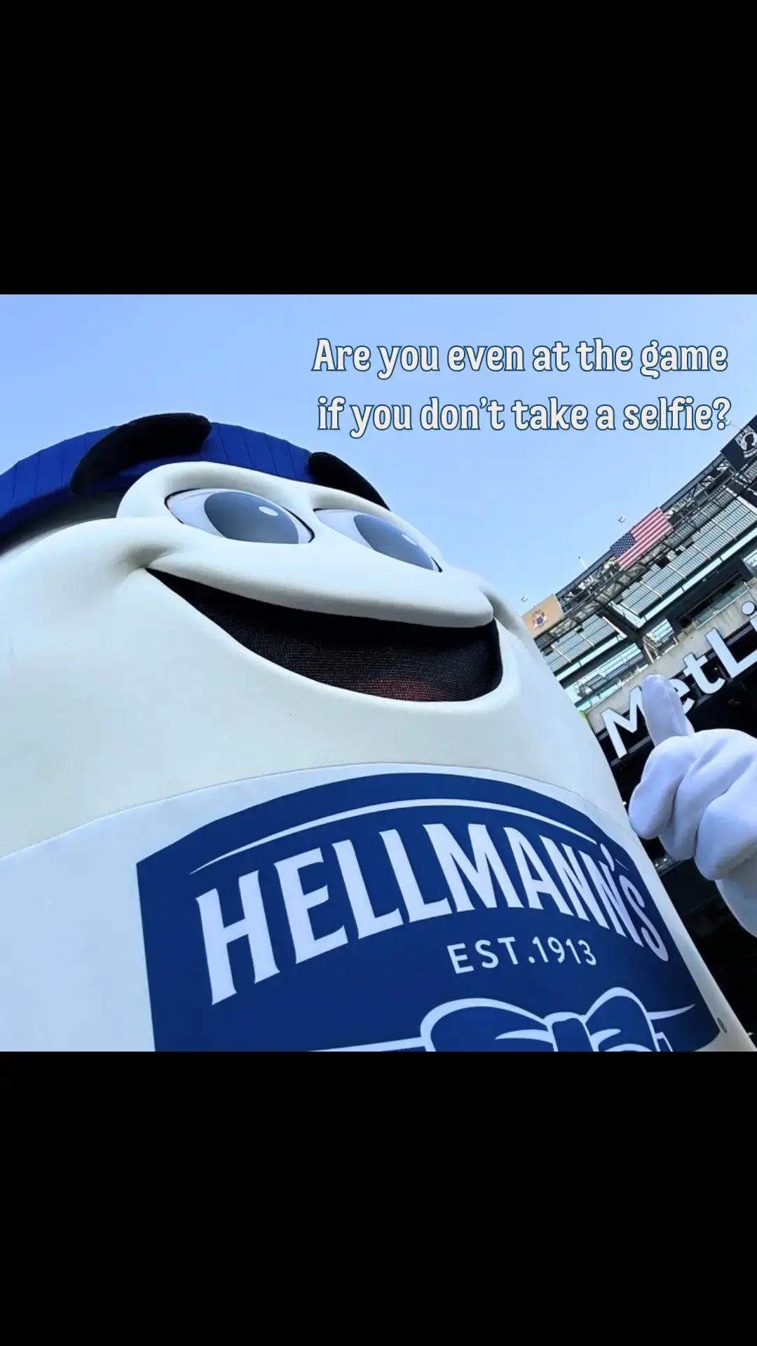 Manny Mayo knows you gotta get that perfect game day selfie! 🤳 It's just good luck for your team... 😉     #hellmanns #mannymayo #mascot #footballseason #footballgame #memeoftehday #foodhumor #giants