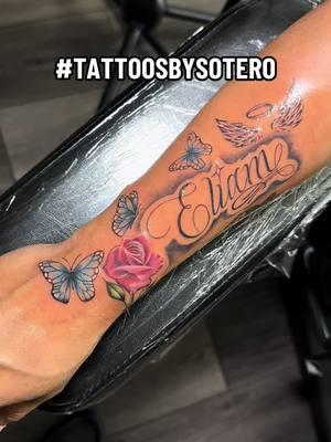 Muchas gracias a todos por su confianza👏🏽👏🏽😎inbox para mas informacion🗓️✍🏽 #tattoosbysotero #tattoos #fypシ #fy #fypシ゚viral #fypage #page #pov #portertattoo #houstontattooshop #sleevetattoo #santafe #santafeklan473 #eliam  #nametattoo #rosetattoo #butterfly 