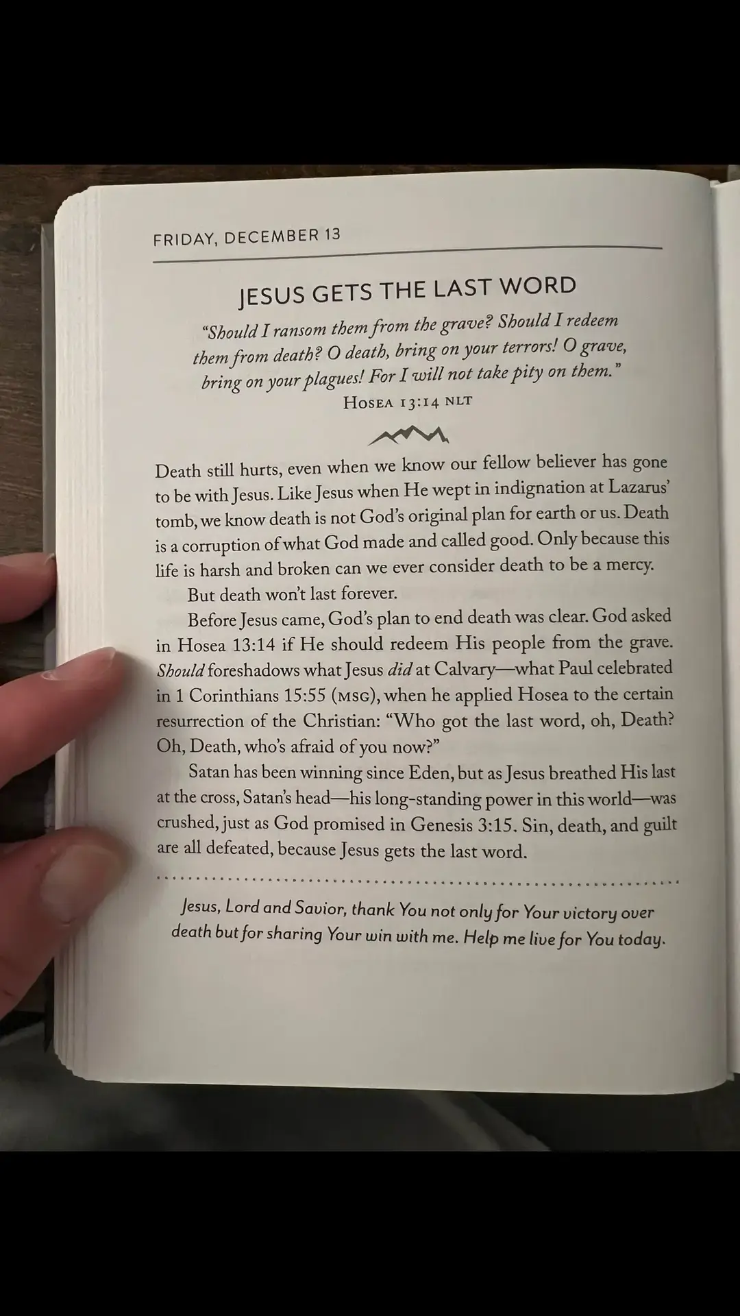 JESUS GETS THE LAST WORD!! HOSEA 13:14 #DailyDevotion #GodIsGood #WalkingWithJesus #EveryoneLoveEveryone #UnashamedOfTheGospel #ChristanTikTok #Fyp 